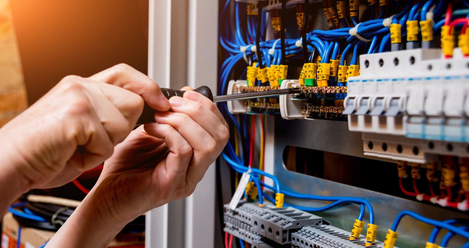 commercial electrical installation and consumer units in London