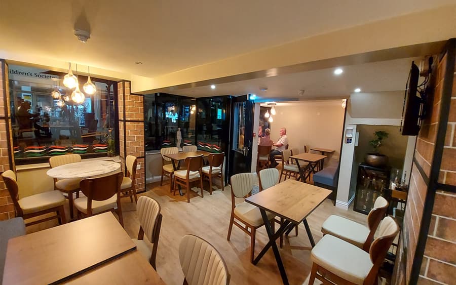 bespoke pendant lighting installation in restaurant